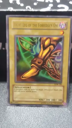 Right Leg Of The Forbidden One LOB 2002 Ultra Rare light Play - Image 1