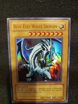 🔥L👀K🔥 Vintage YuGiOh LOB-001 BLUE EYES WHITE DRAGON card LOT with other cards - Image 5