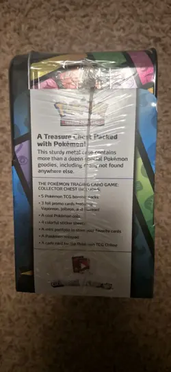 Pokemon TCG 2021 Eevee Collector's Chest Lunchbox Tin New Factory Sealed - Image 2