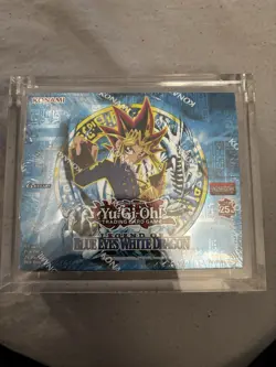 Yu-Gi-Oh! (25th Anniversary) Legend of Blue Eyes White Dragon Booster Box - Image 1