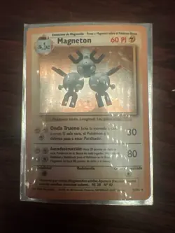1995, 96, 98 Pokemon Spanish MAGNETON Holo Rare 9/102 1st Edition Base Set - Image 2