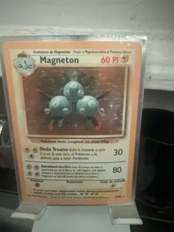 1995, 96, 98 Pokemon Spanish MAGNETON Holo Rare 9/102 1st Edition Base Set - Image 3