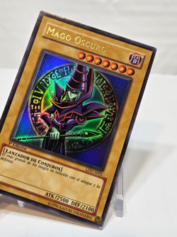 SPANISH Dark Magician LDD-S005 LOB Ultra Rare 1st Edition Yugioh 7940 - Image 4