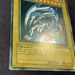 Yu-Gi-Oh! Konami Blue-Eyes White Dragon Holo SDK-001 Fade/Glossy Rare MP - Image 4