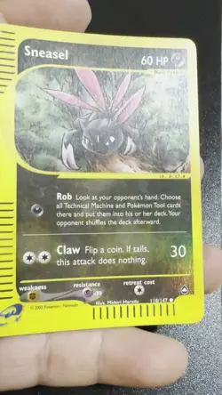 Pokemon TCG Aquapolis Sneasel Reverse Holo Card (110/147) - Image 2