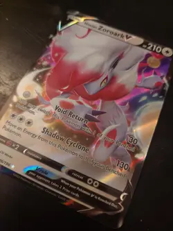 Hisuian Zoroark V (146/196) Full-Art Pokemon card - Image 1