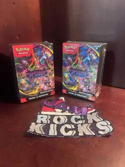 Pokemon TCG: Mega Evolution-Phantasmal Flames Booster Bundle IN HAND Sealed - Image 1