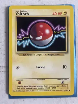 4th Print Pokemon TCG Voltorb Base Set 67/102 Common 4th Print 1999-2000 - Image 1