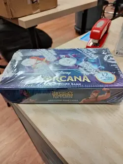 Disney Lorcana: Ursula's Return Booster Display - Image 1