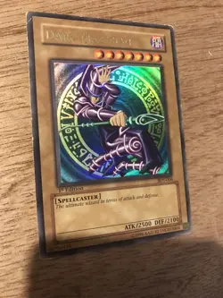 Yugioh card Dark Magician SDY-006 1st Edition) - Image 2
