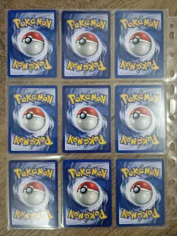 Pokemon TCG Base Set Unlimited 82/101 Holo/Normal collection binder. Charizard - Image 4