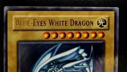 Blue-Eyes White Dragon SDK-001 1st ED Ultra Rare YuGiOh Asian English Holo - Image 2