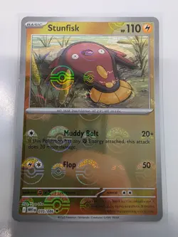 Stunfisk 035/086 NM – Poke Ball Holo – 2025 S&V TCG Pokemon White Flare - Image 1