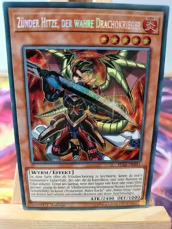 Zunder Hitze, Der Wahre Drachokrieger FIGA-DE053 Secret Rare Deutsch NM YUGIOH - Image 1