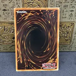 Yugioh Dark Magician DDS-002 Prismatic Secret Rare NM - Image 2