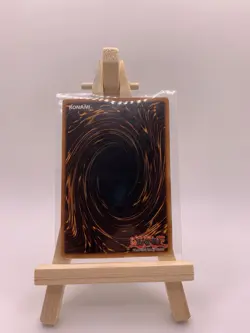 YUGIOH - Blue Eyes White Dragon SDK-E001 Ultra Rare Unlimited Edition - Image 2