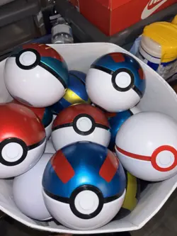 17 Pokemon Poke Ball Tin Empty Great/Ultra Ball Clean Authentic Ships Fast - Image 1