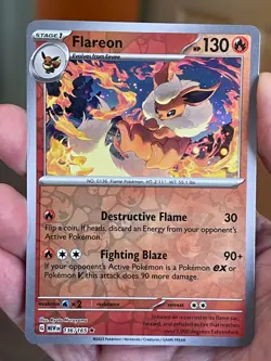 POKEMON FLAREON 136/165 RARE REVERSE HOLOFOIL SCARLET & VIOLET 151 NM CARD - Image 1