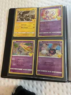 Pokemon Collection Binder Full Holo Set 16/16 NM + Pikachu’s and Extra cards - Image 3