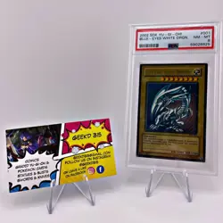 PSA 8 BLUE-EYES WHITE DRAGON 2002 SDK-001 KAIBA DECK Yu-Gi-Oh - Image 1