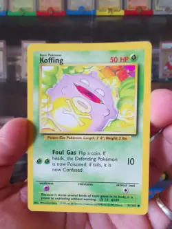 Pokemon Card 1998 KOFFING Common 51/102 Original Base Set LP - Image 1