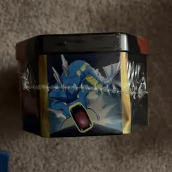 Pokemon TCG Hidden Fates Tin Charizard GX Factory Sealed Spanish Destinos - Image 5