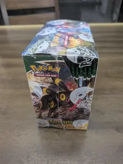 Pokemon TCG Sword &Shield Evolving Skies Booster box - Image 5
