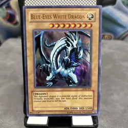 9 card LOB 2017 Reprint Bundle including a copy of Red Eyes and Blue Eyes Dragon - Image 1