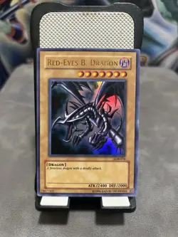 9 card LOB 2017 Reprint Bundle including a copy of Red Eyes and Blue Eyes Dragon - Image 4