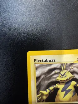 Electabuzz 33/111 1st Edition Neo Genesis Pokemon TCG Card (NM-) - Image 3