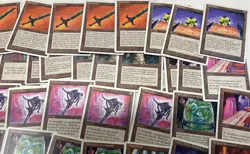 Mixed 1995 Magic: The Gathering (White Border) Trading Card Bundle (Set Of 100) - Image 3