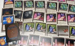 Mixed 1995 Magic: The Gathering (White Border) Trading Card Bundle (Set Of 100) - Image 4