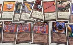Mixed 1995 Magic: The Gathering (White Border) Trading Card Bundle (Set Of 100) - Image 3