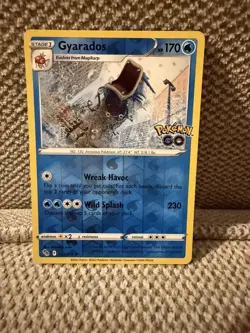 Pokemon TCG Gyarados 022/078 Pokemon Go Reverse Holo Near Mint - Image 1