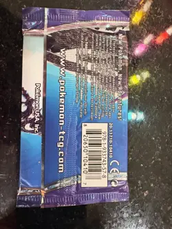 Pokemon Diamond And Pearl Base Set Booster Pack 2007 - Dialga Sligth tear in pac 820650104107 - Image 2