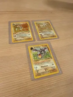 Pokemon TCG Aerodactyl, Kabutops, Hitmonlee 1999 Fossil Set Holo Rare Cards - Image 1