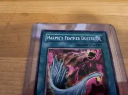Yu-Gi-Oh! Harpie's Feather Duster SDD-003 Unlimited Exaclty as Seen - Image 5