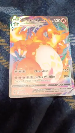 Pokemon Charizard VMAX Full Art Ultra Rare 020/189 Sword & Shield - Image 1