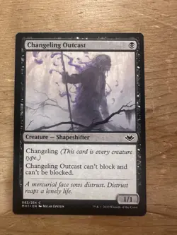 Changeling Outcast Modern Horizons Regular MTG NM - Image 1