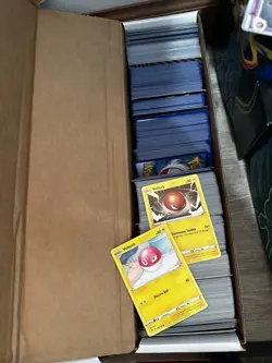 Huge Pokemon Bulk Lot Vintage 1999-2026 5000+ Common/ Holo/ Reverse Holo - Image 4