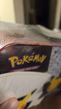 Pokemon 25th Anniversary Celebration Treasure Chest Lunchbox Small Tear - Image 4