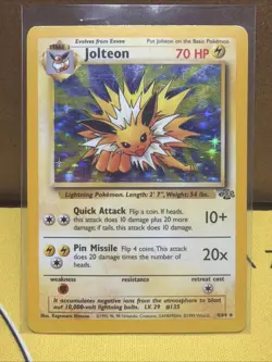 Pokemon TCG Jolteon 4/64 Jungle Holo Card - Image 1