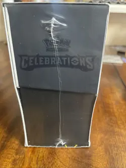 Pokemon TCG: 25th Anniversary Celebrations Elite Trainer Box (2021) 820650809439 - Image 2