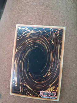 Blue Eyes White Dragon YAP1-EN001 Ultra Rare Limited Edition Yugioh NM - Image 3