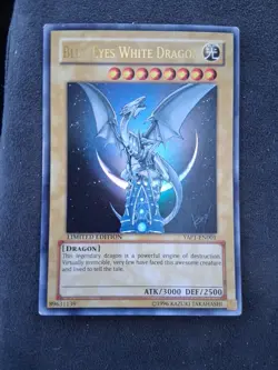 Blue Eyes White Dragon YAP1-EN001 Ultra Rare Limited Edition Yugioh NM - Image 5