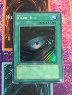 Yu-Gi-Oh! Dark Hole DB1-EN113 Unlimited Super Rare MP - Image 1