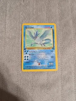 Pokemon Articuno 1st Edition 17/62 Fossil Non-Holo Card LP - Heavily Played - Image 1