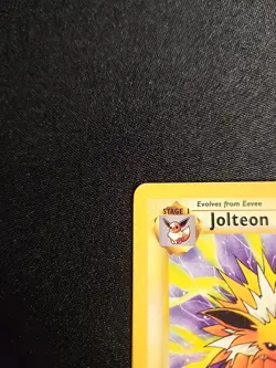 1999 Pokemon TCG Jolteon Jungle 20/64 Regular Non-Holo Rare WOTC Vintage - Image 2