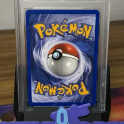 PSA 7 UMBREON H30/H32 | Skyridge Holo SWIRL WOTC Graded Pokemon Card - Image 2