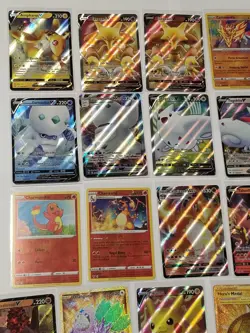 Pokemon 21 Card Lot Vivid Voltage Charizard Vmax Pikachu Full Art Secret Rare - Image 4
